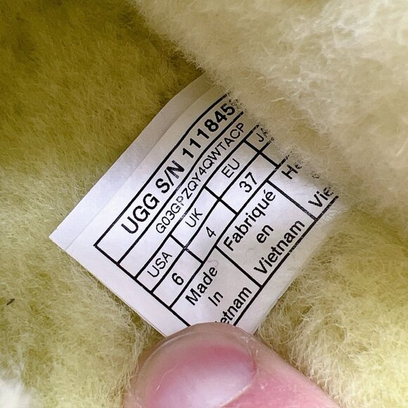 UGG Women's Fluff Yeah Slide Poppy Slipper Platform Pollen Yellow 1118459 US 6 - Picture 12 of 12